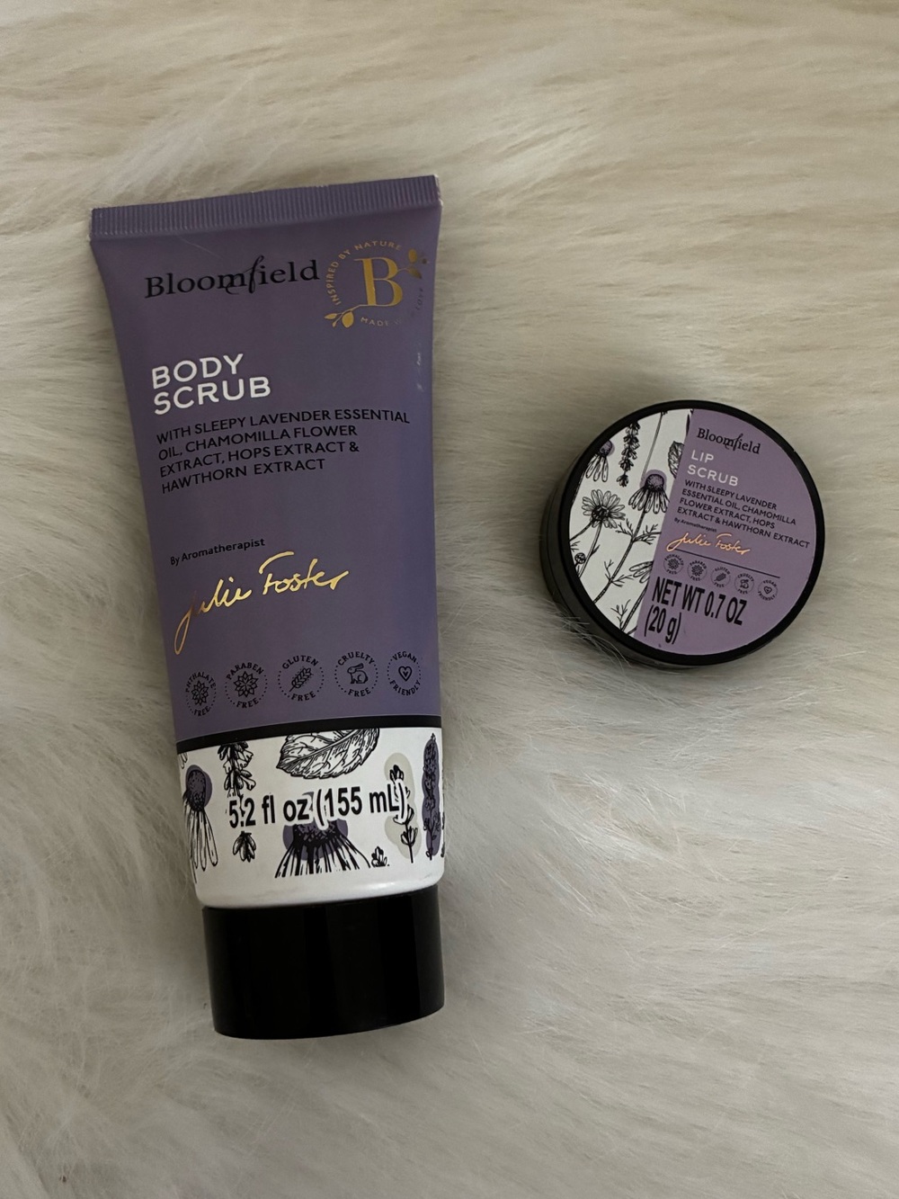 Bloomfield body scrub and lip scrub